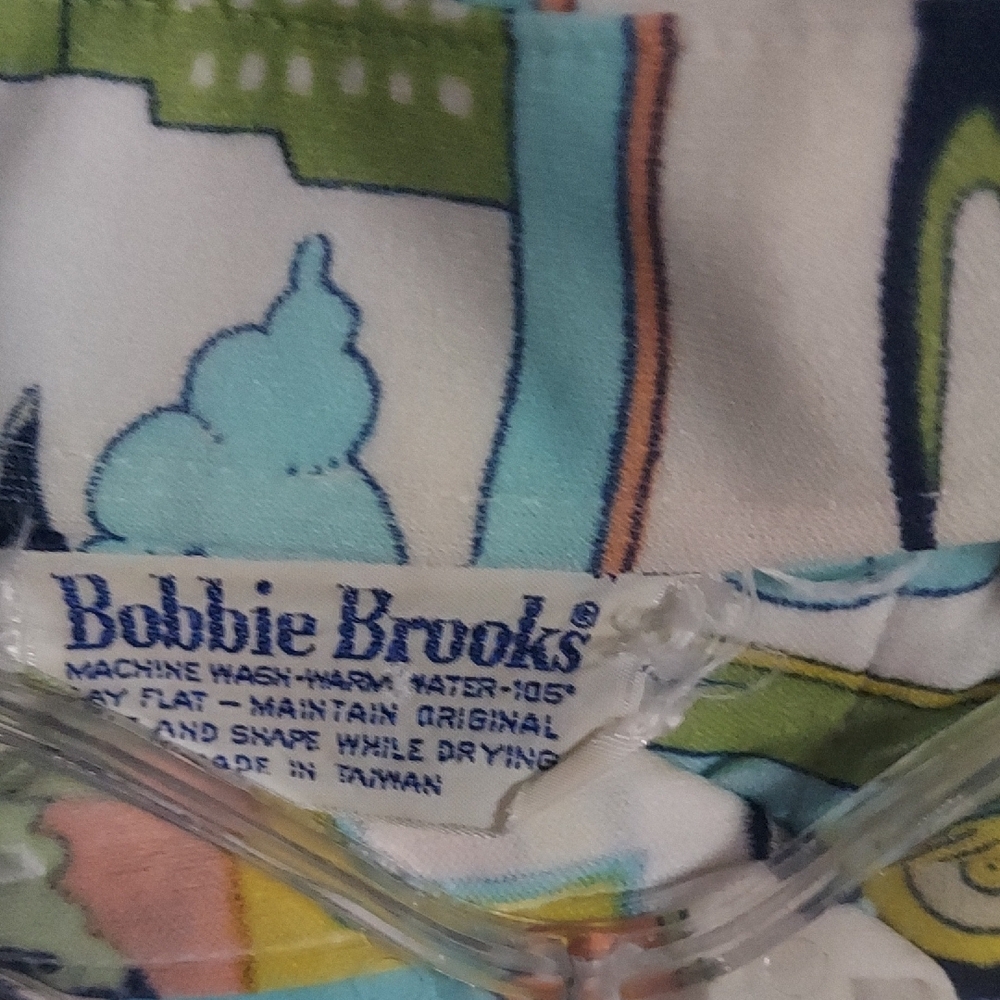 5/$10 Vintage Bobbie Brooks Multicolor Graphic Shirt - Picture 3 of 15